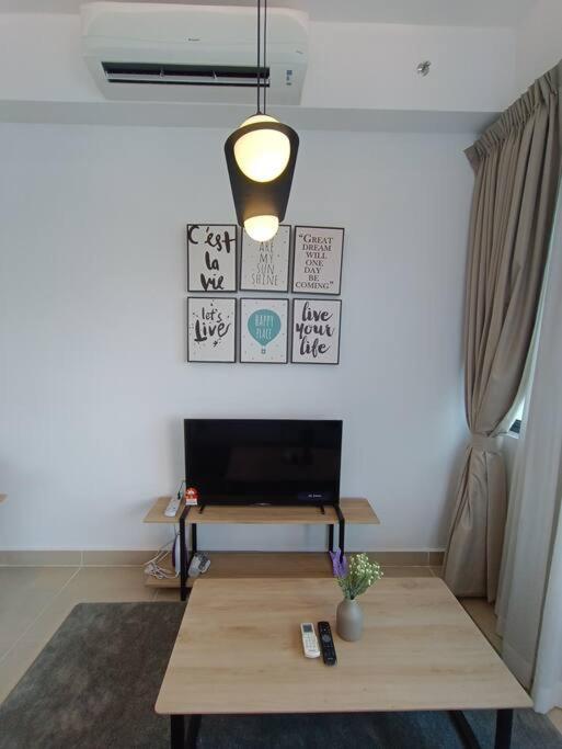 Apartemen Col 30a Super Balcony Klcc Kl Tower View